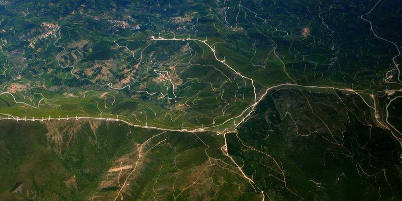 TSN时间敏感网络：重塑工业互联网与数据中心的确定性通信解决方案